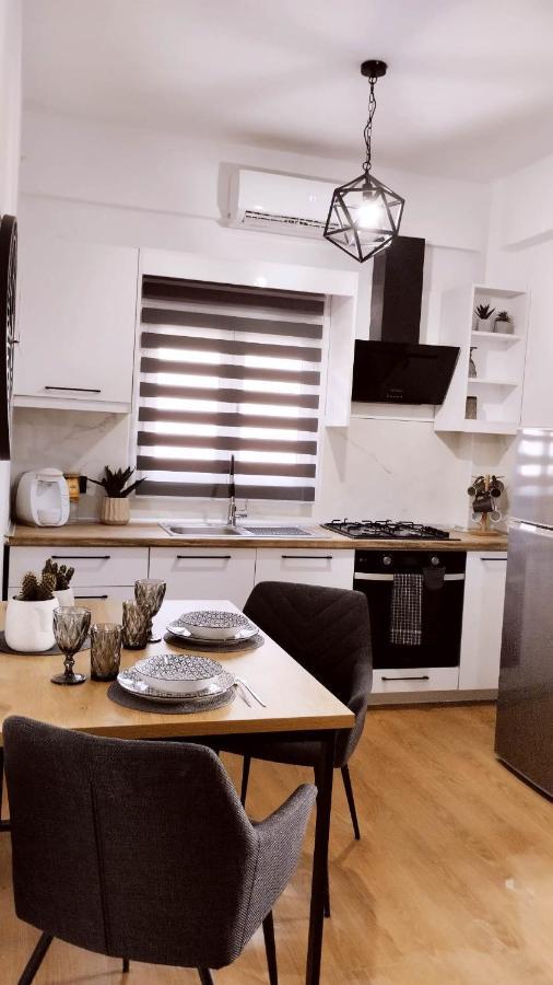 לפקימי Ina'S Apartments מראה חיצוני תמונה
